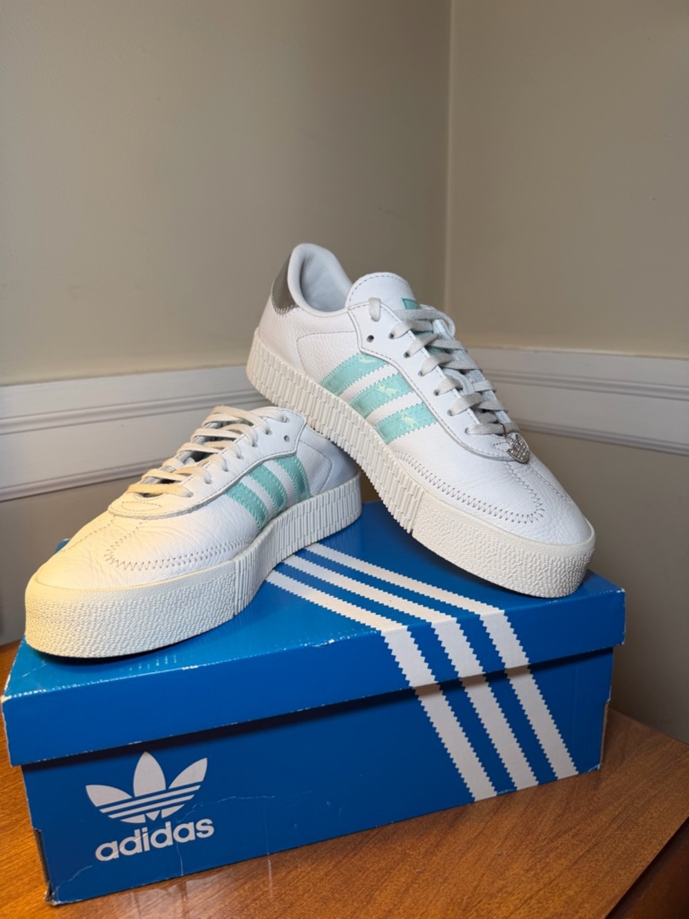 Swarovski x adidas Sambarose Women’s Sneakers Crystal/White/Aqua
